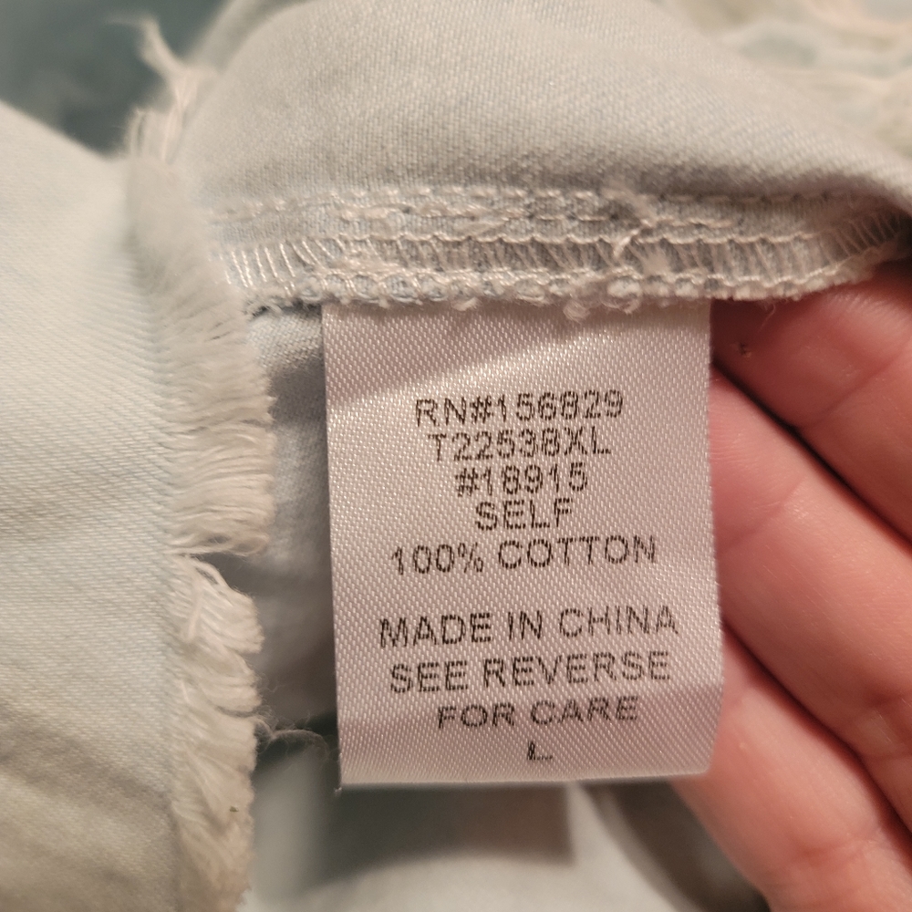 White Birch Destructed Button Up - Picture 5 of 5